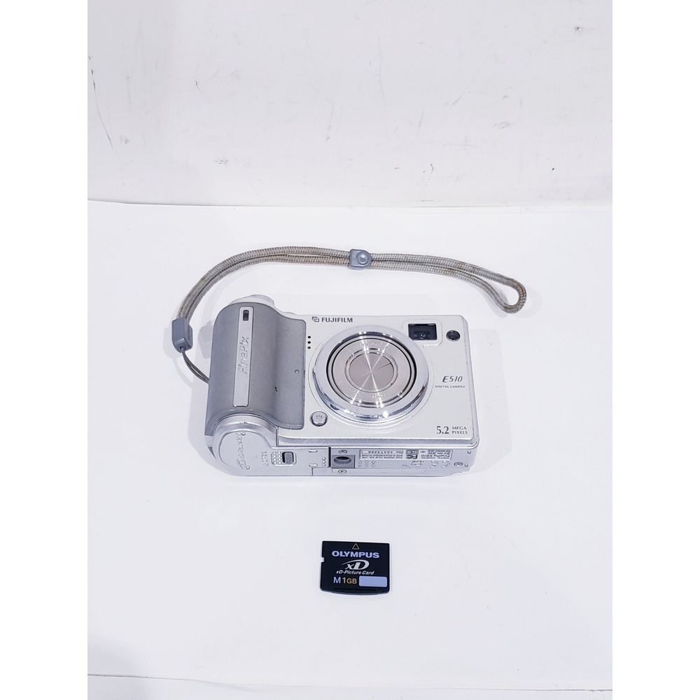 Fujifilm FinePix E510 Silver 5.2MP Compact Camera 3.2x Zoom - Tested & Working